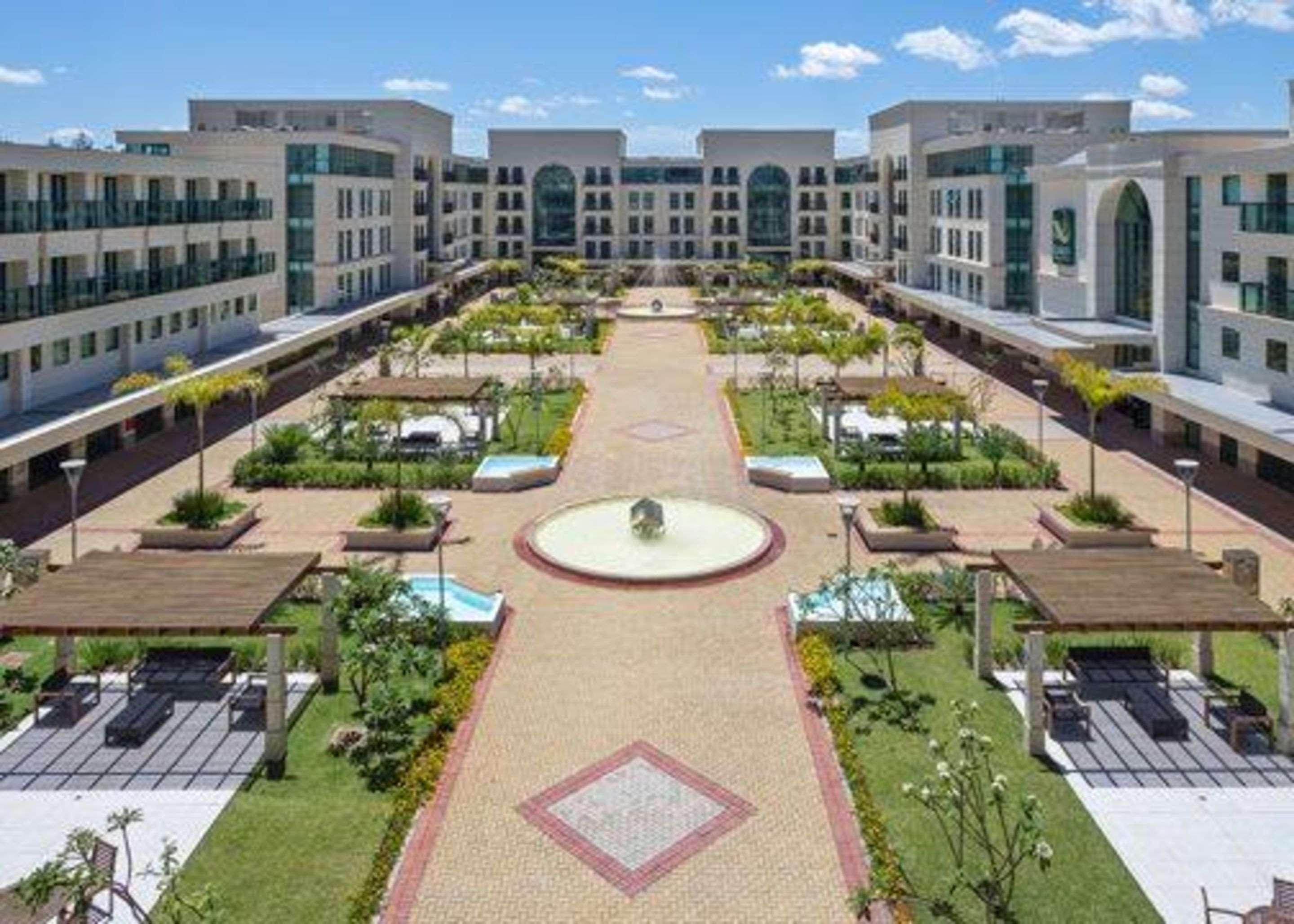 Quality Hotel&suites 4*